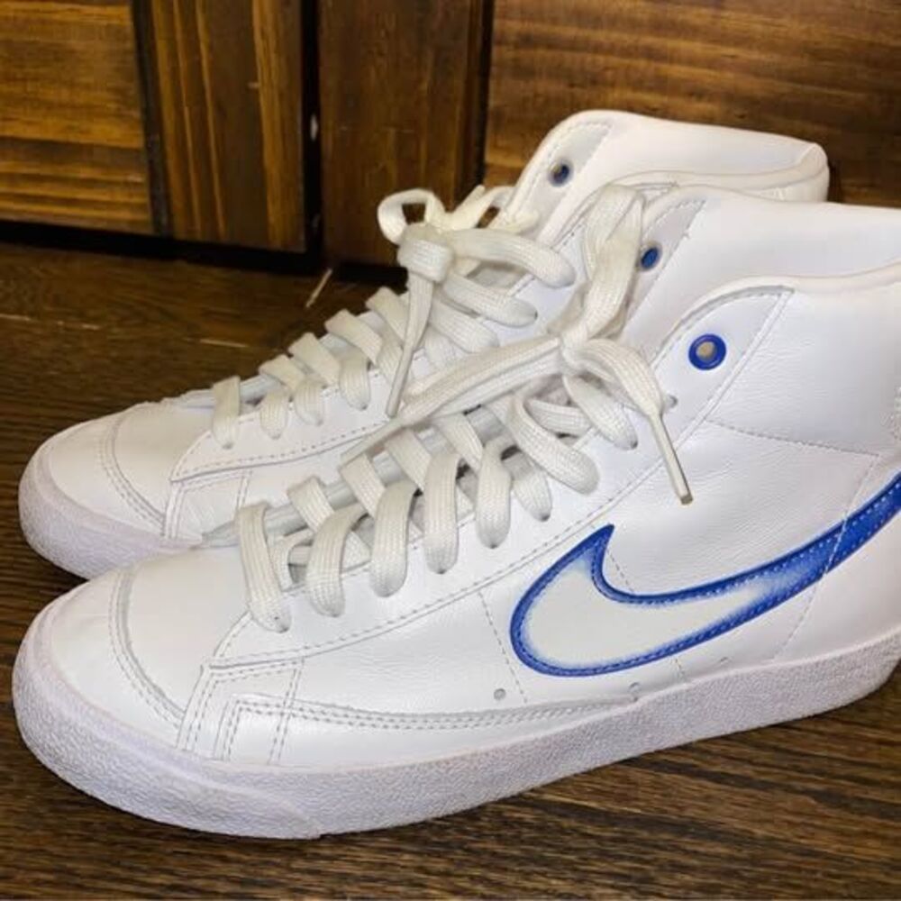 Women’s 8 Nike Blazer Mid ‘77 Airbrush Blue high top - Picture 3 of 10